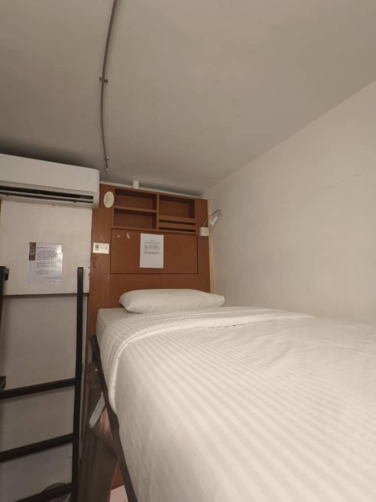 Red Inn Court George Town Ngoại thất bức ảnh