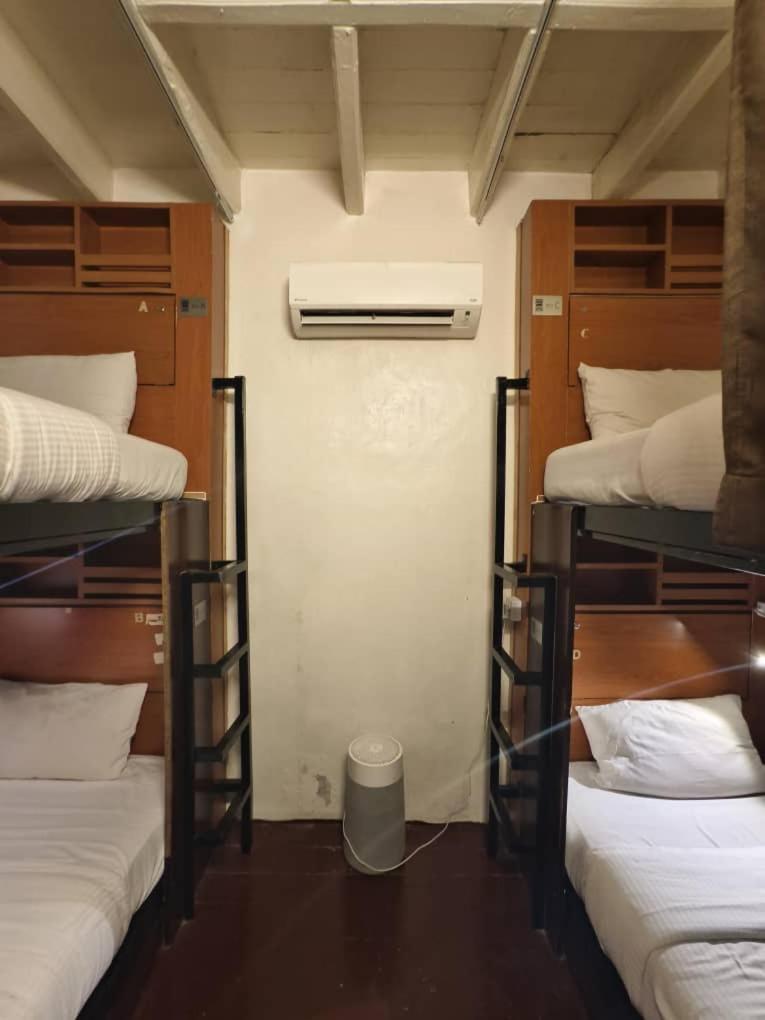 Red Inn Court George Town Ngoại thất bức ảnh