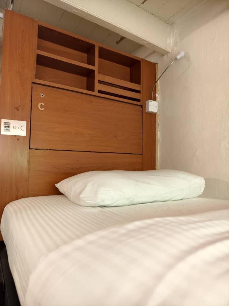 Red Inn Court George Town Ngoại thất bức ảnh