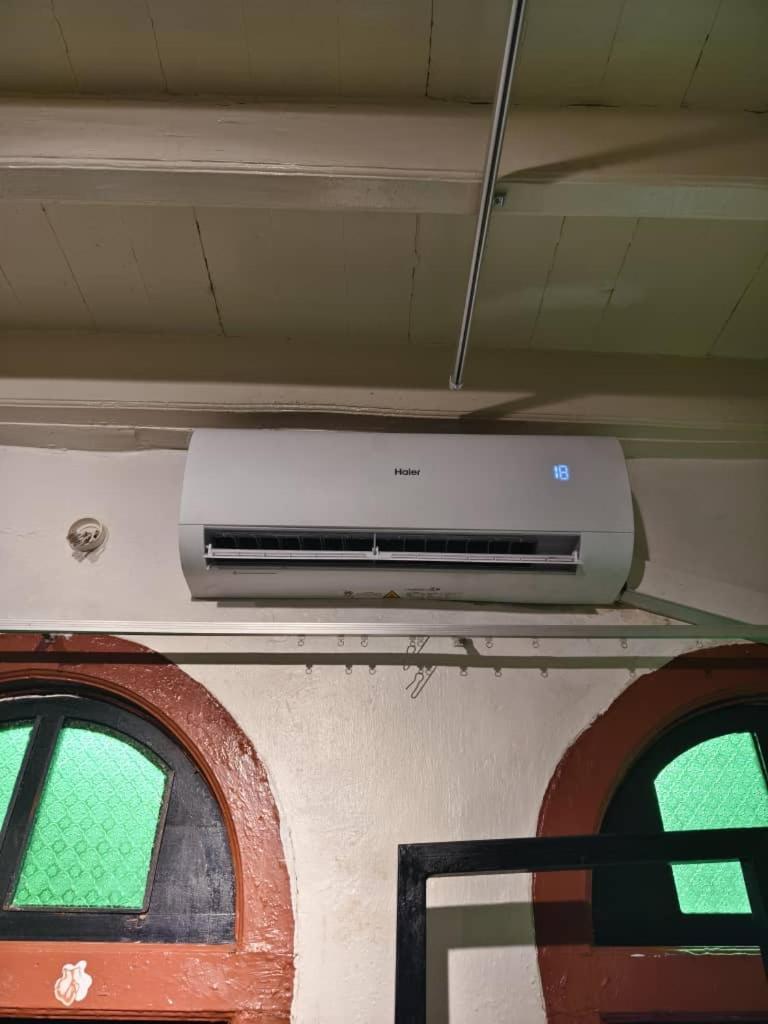Red Inn Court George Town Ngoại thất bức ảnh