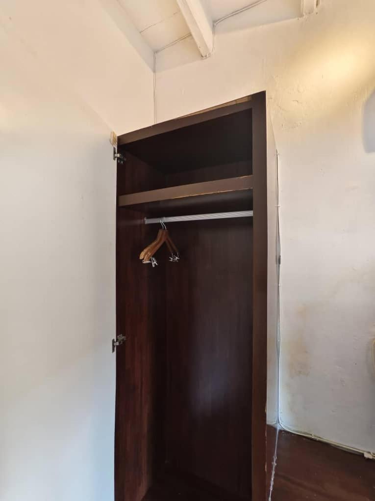 Red Inn Court George Town Ngoại thất bức ảnh