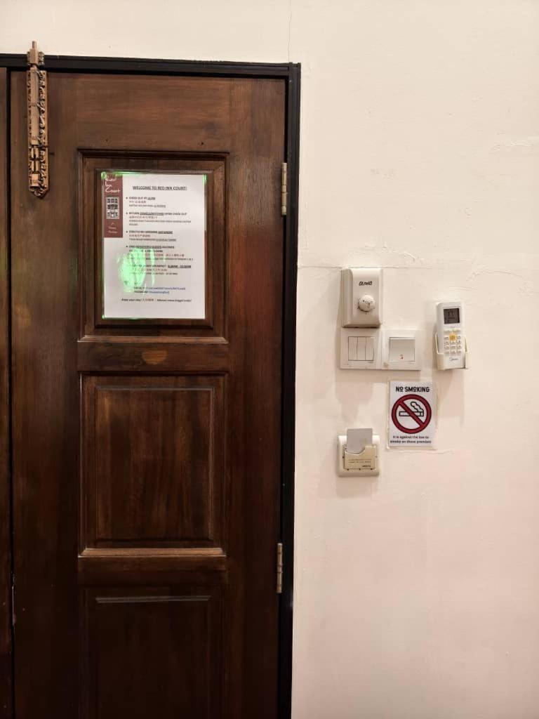 Red Inn Court George Town Ngoại thất bức ảnh