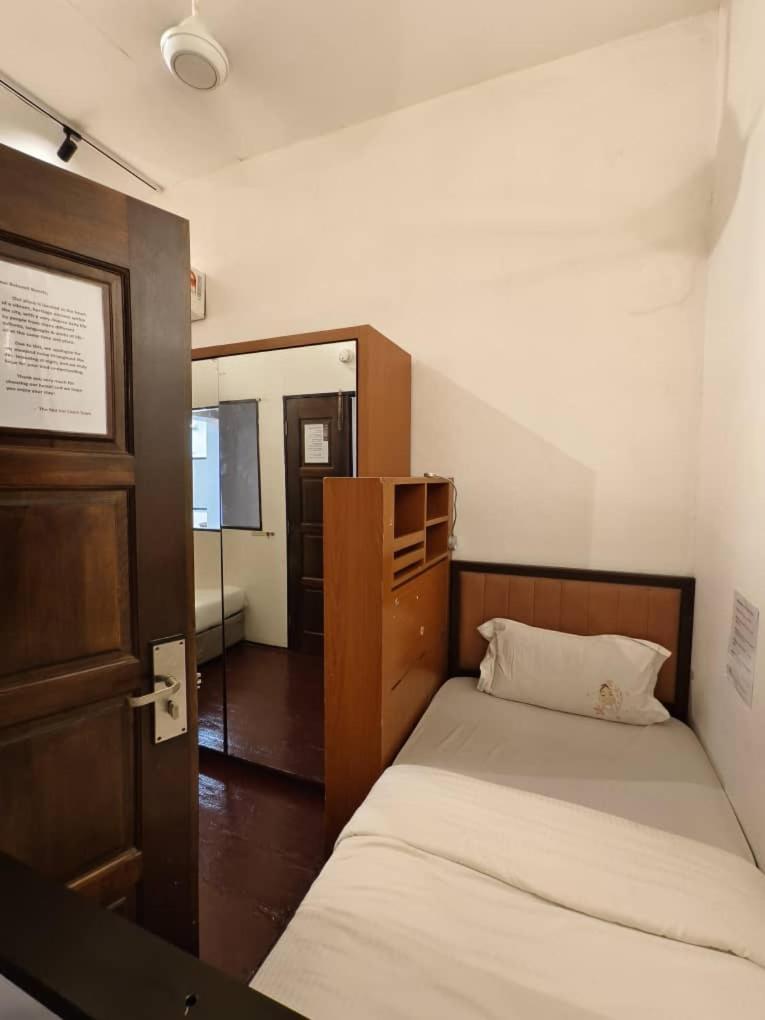 Red Inn Court George Town Ngoại thất bức ảnh